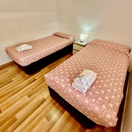 公寓 Cossi Vilanova Nearby By Hlclub 比利亚努埃瓦-赫尔特鲁